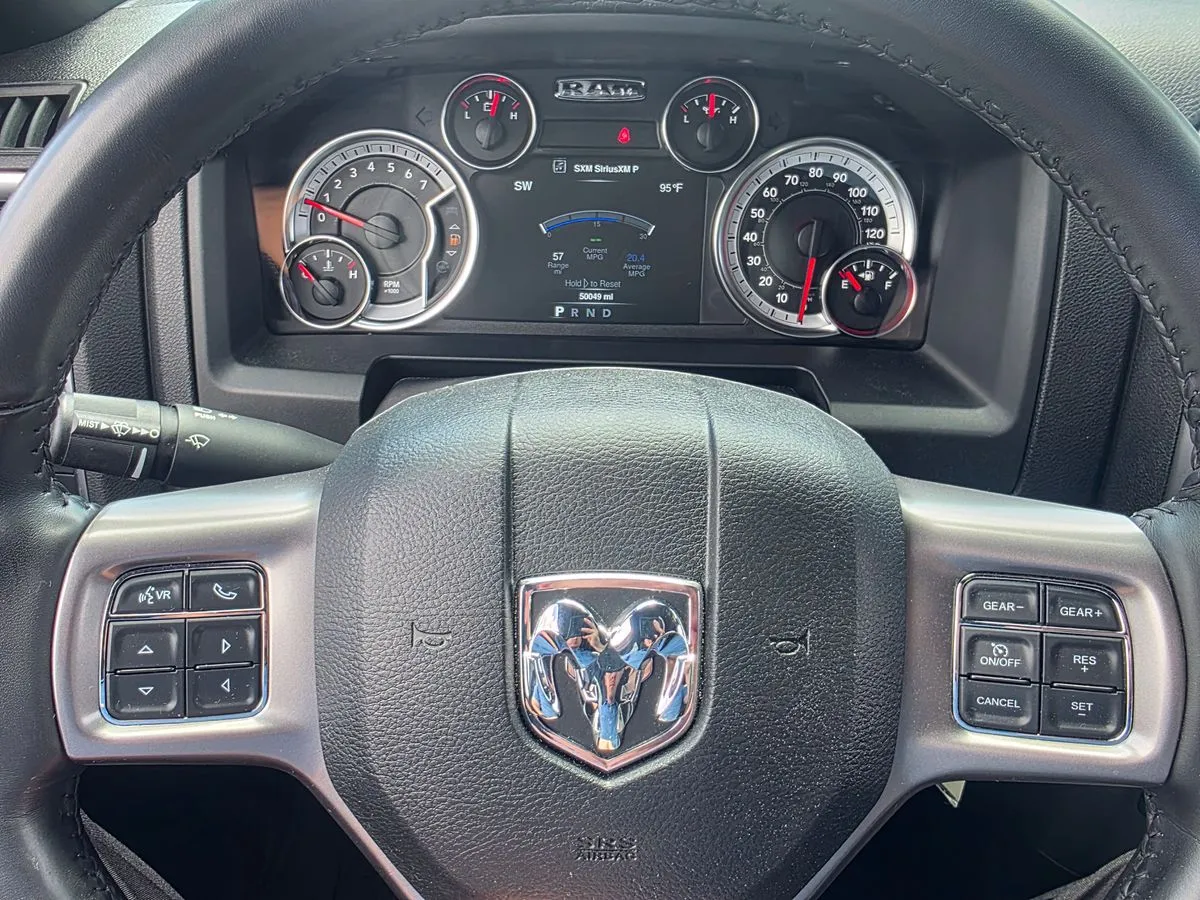 2022 RAM 1500 - Thumbnail 23