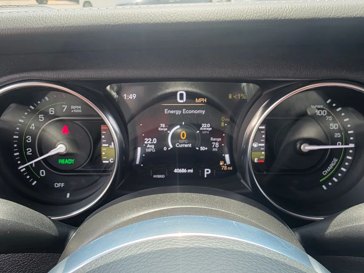 2023 JEEP Wrangler - Thumbnail 23