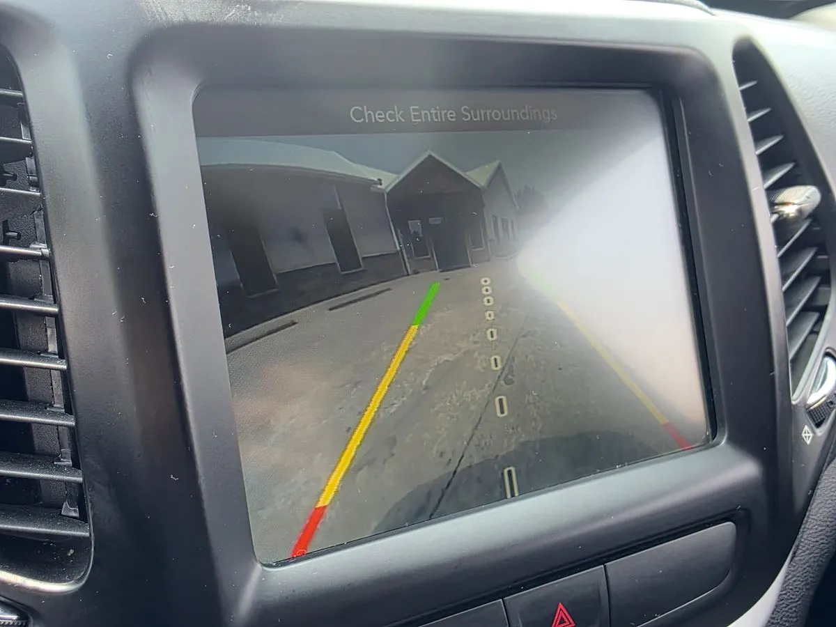 2018 JEEP Cherokee - Thumbnail 8