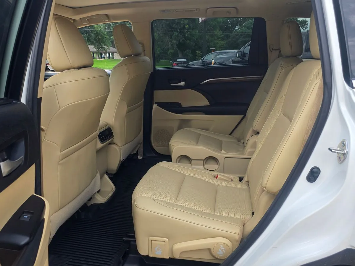 2017 Toyota Highlander Limited Platinum - Photo 19