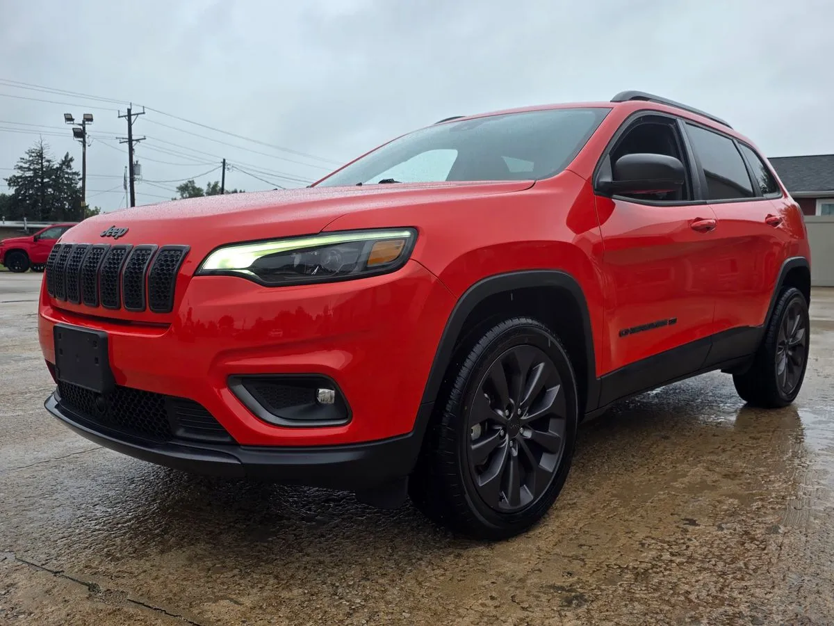 2021 JEEP Cherokee - Thumbnail 5