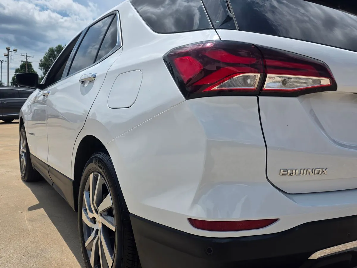 2023 CHEVROLET Equinox - Thumbnail 30