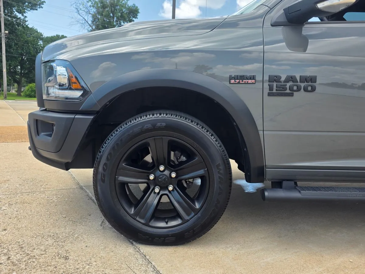 2022 RAM 1500 - Thumbnail 12