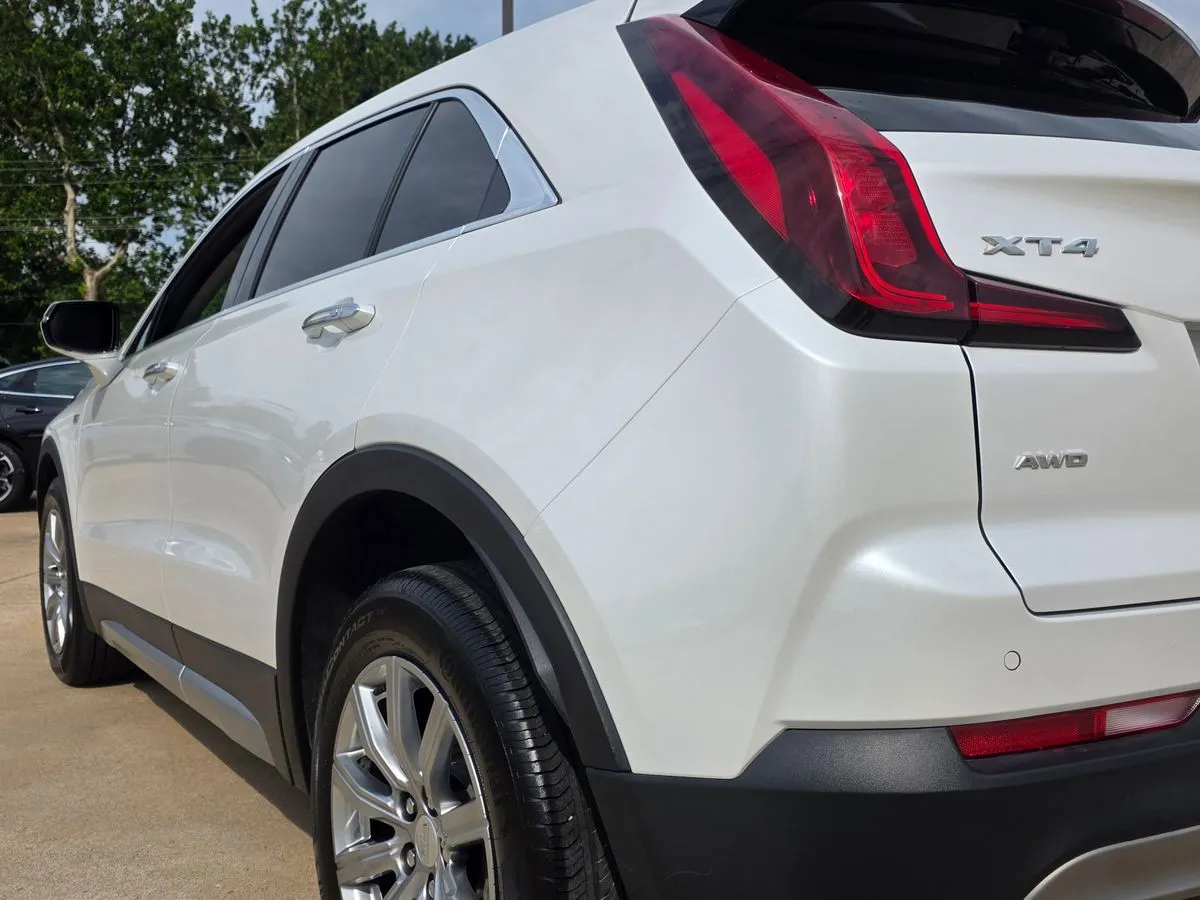 2023 CADILLAC XT4 - Thumbnail 25