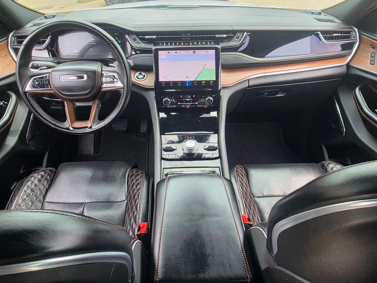 2022 Jeep Grand Cherokee Summit Reserve 4xe - Photo 18