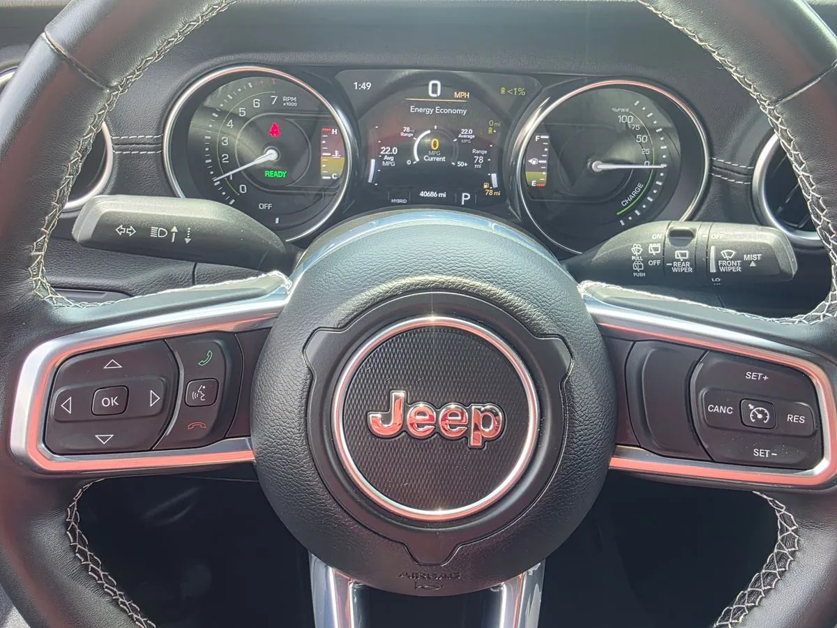 2023 JEEP Wrangler - Thumbnail 22