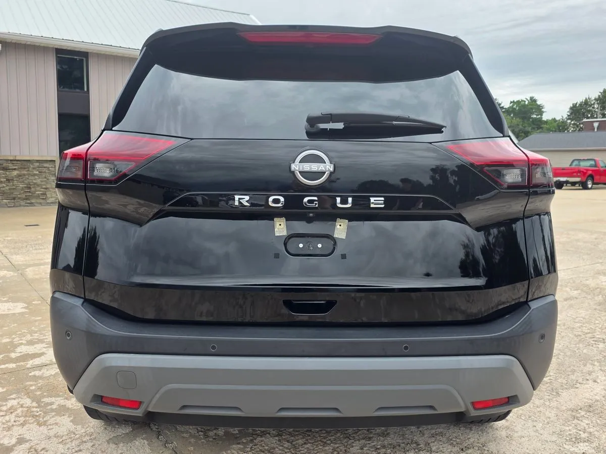 2023 NISSAN Rogue - Thumbnail 16