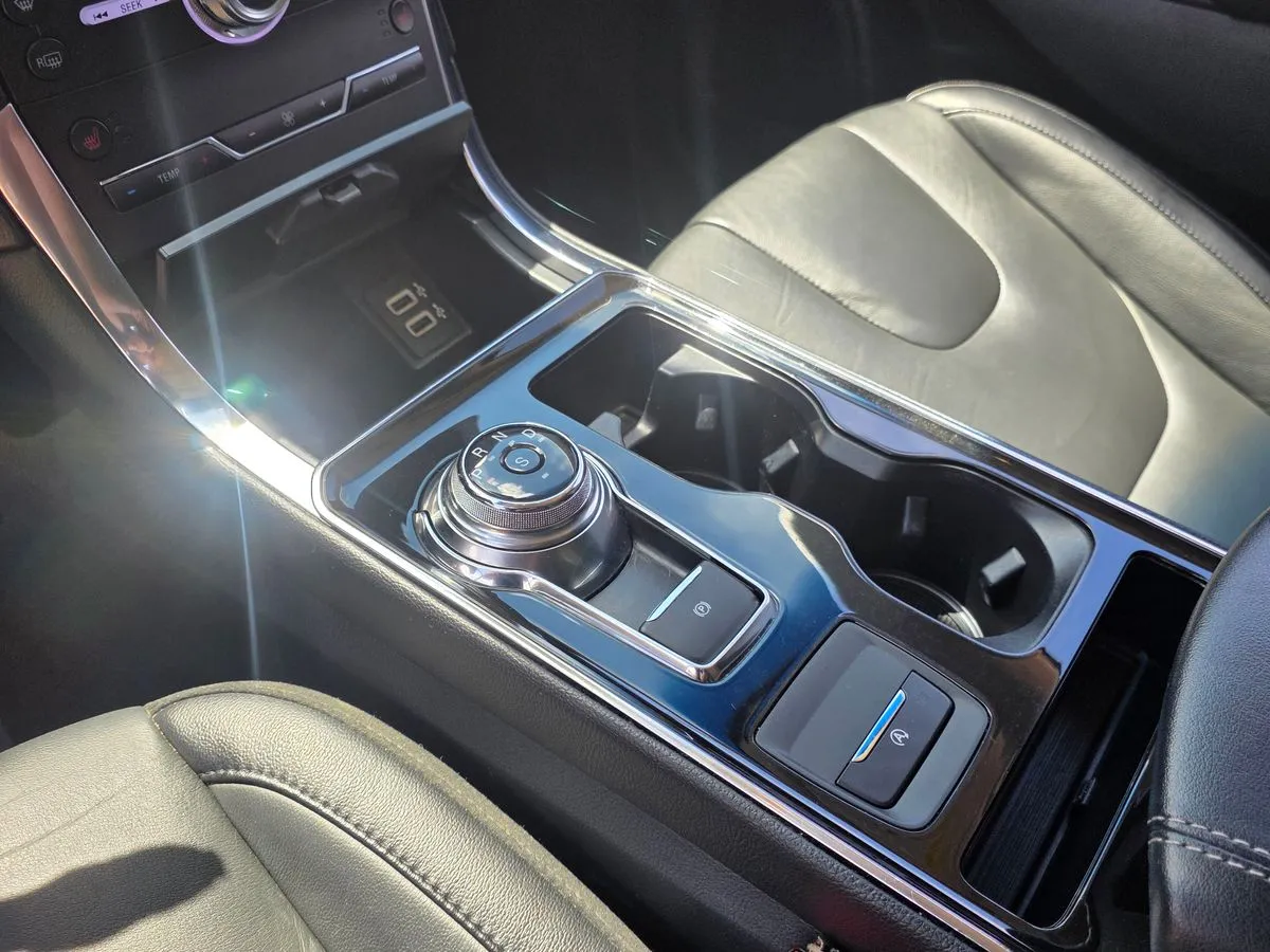 2019 FORD Edge - Thumbnail 18
