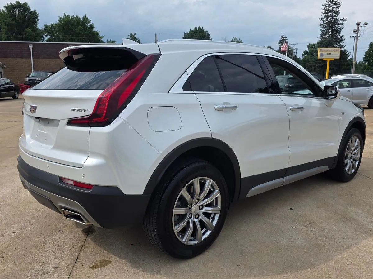 2023 CADILLAC XT4 - Thumbnail 29