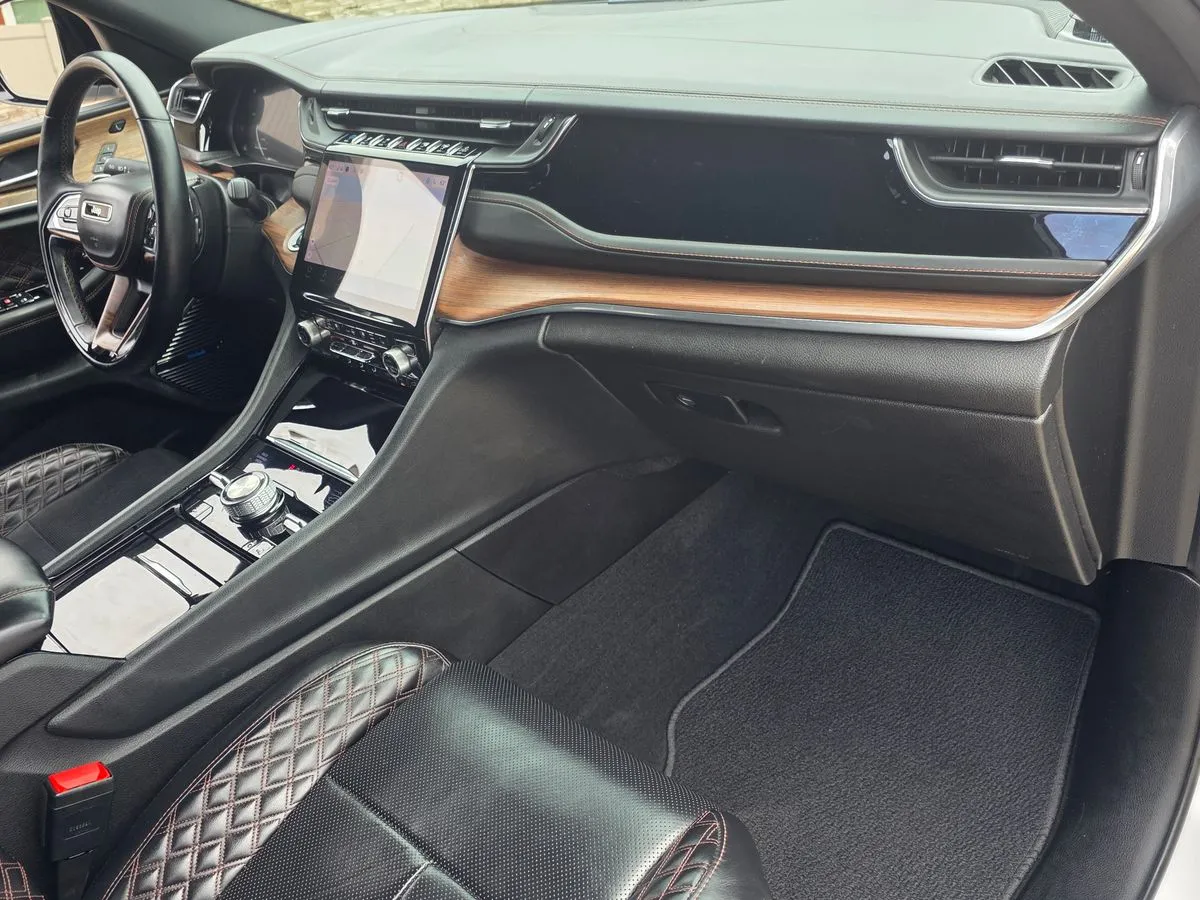 2022 Jeep Grand Cherokee Summit Reserve 4xe - Photo 28
