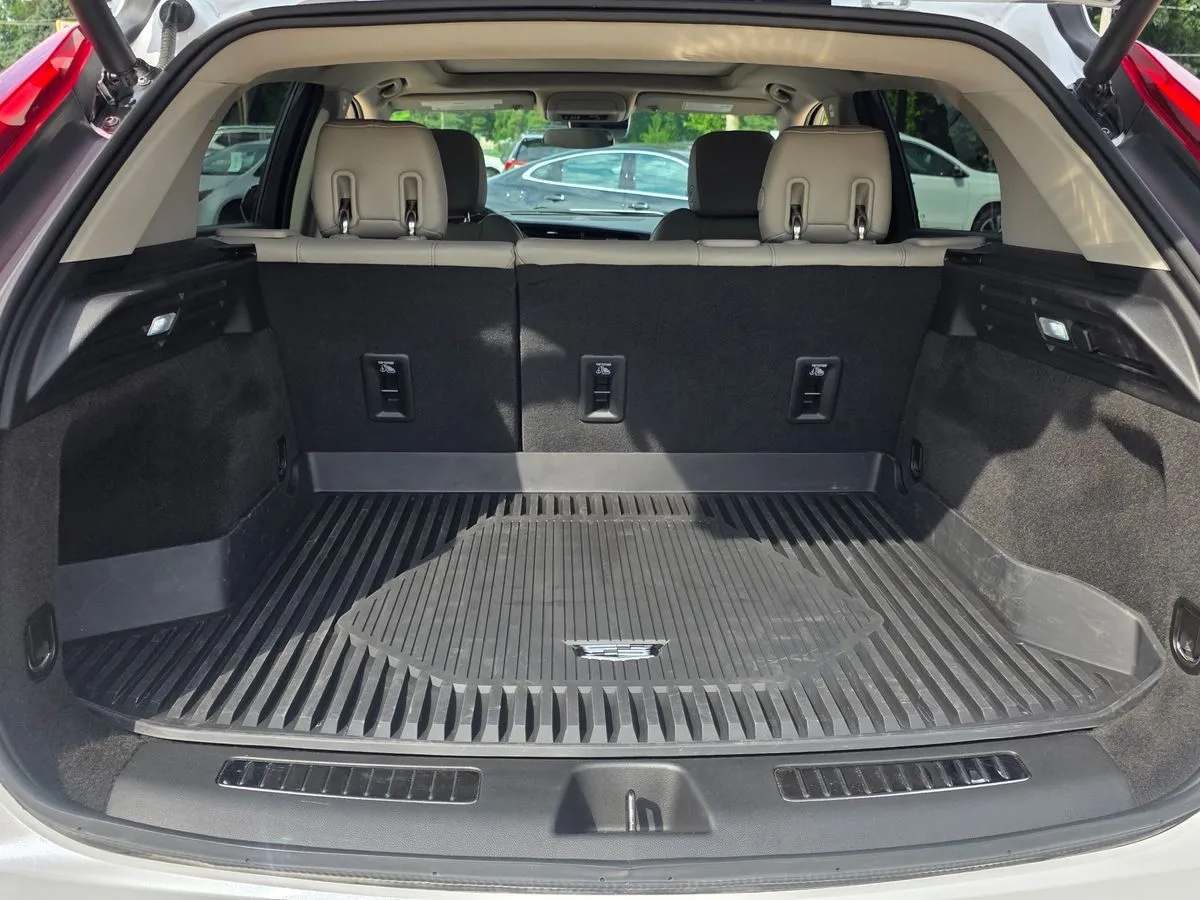 2023 CADILLAC XT4 - Thumbnail 26