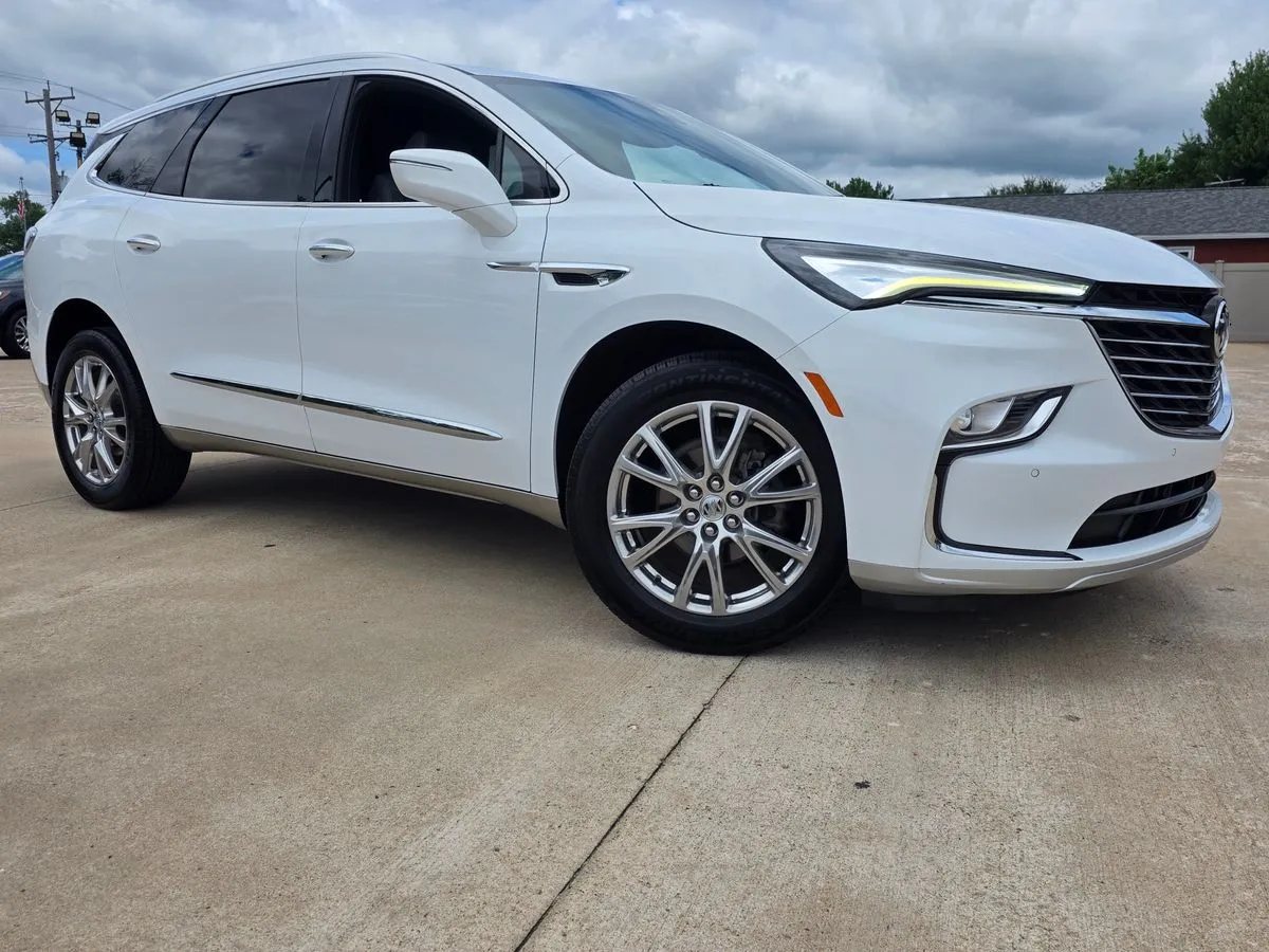 2023 BUICK Enclave - Thumbnail 13