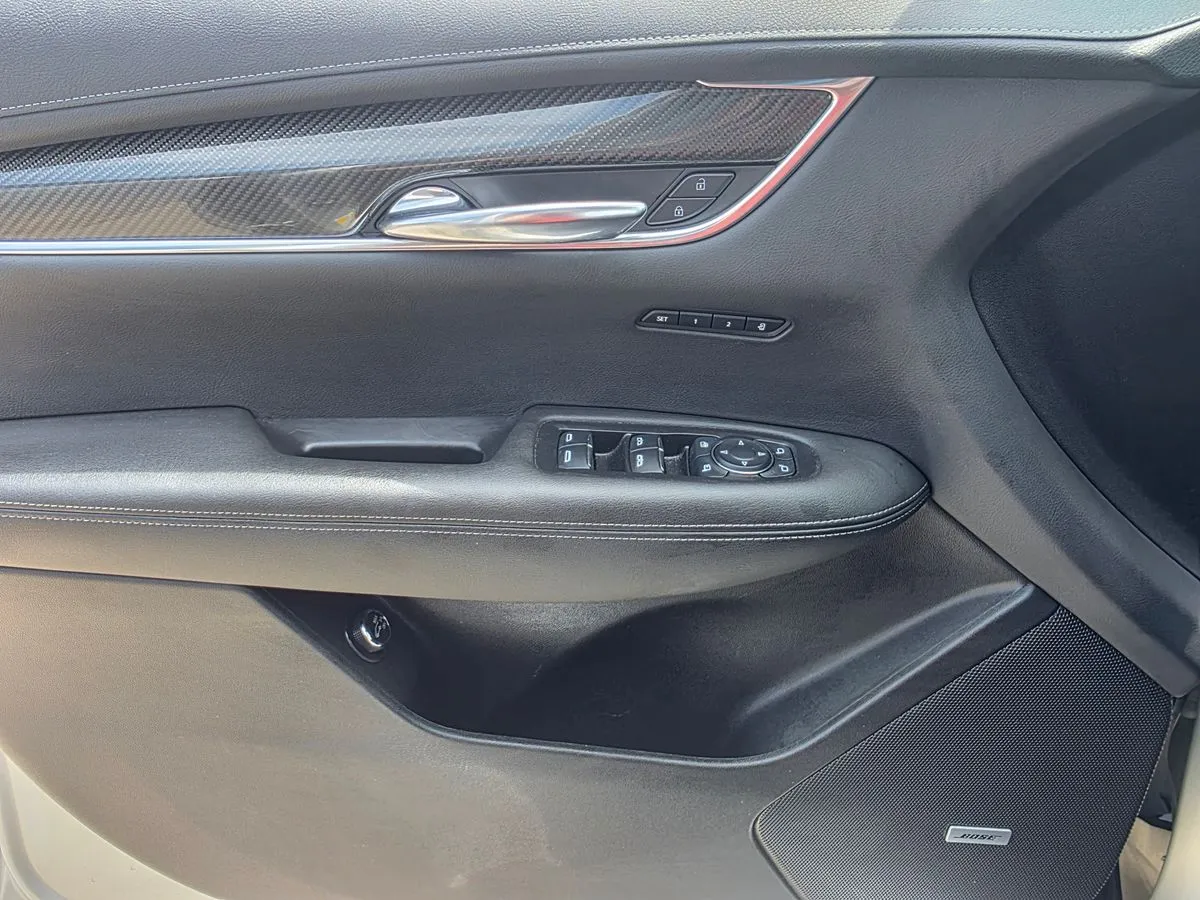2020 CADILLAC XT6 - Thumbnail 17