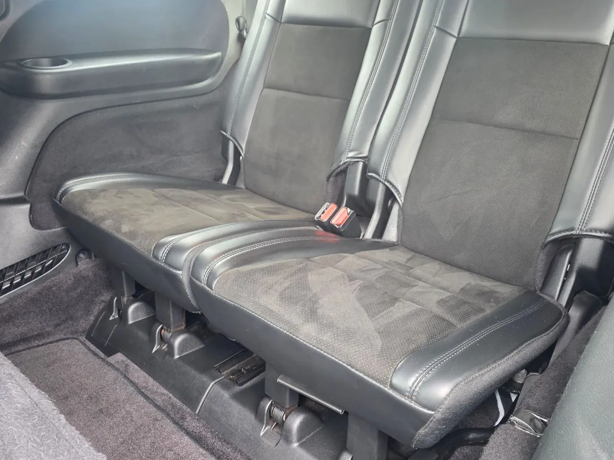 2019 DODGE Durango - Thumbnail 17