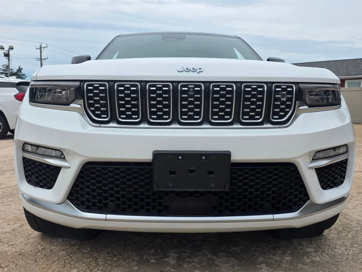 2022 Jeep Grand Cherokee Summit Reserve 4xe - Photo 31