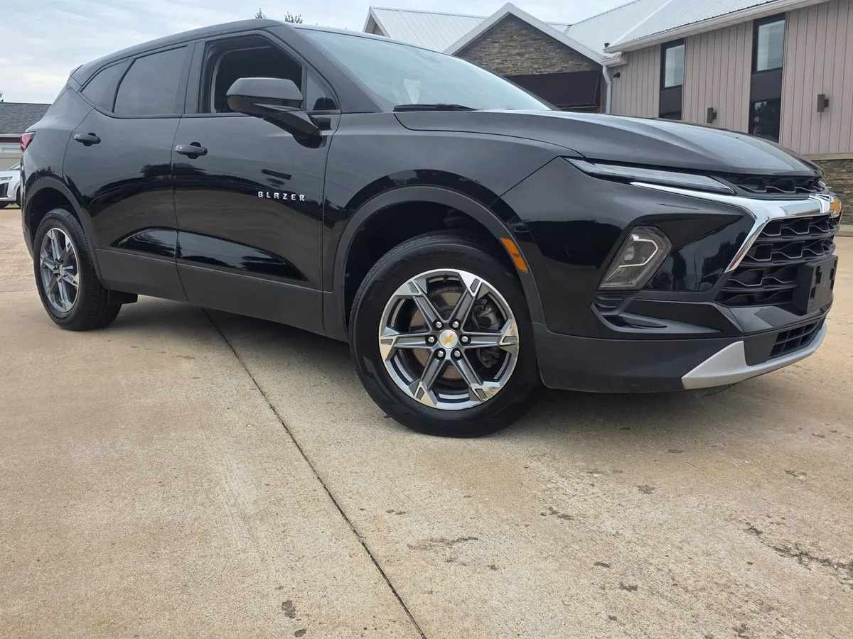 2024 CHEVROLET Blazer - Thumbnail 4