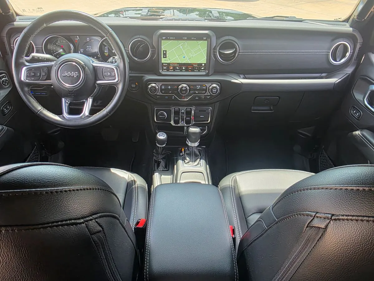 2023 JEEP Wrangler - Thumbnail 28