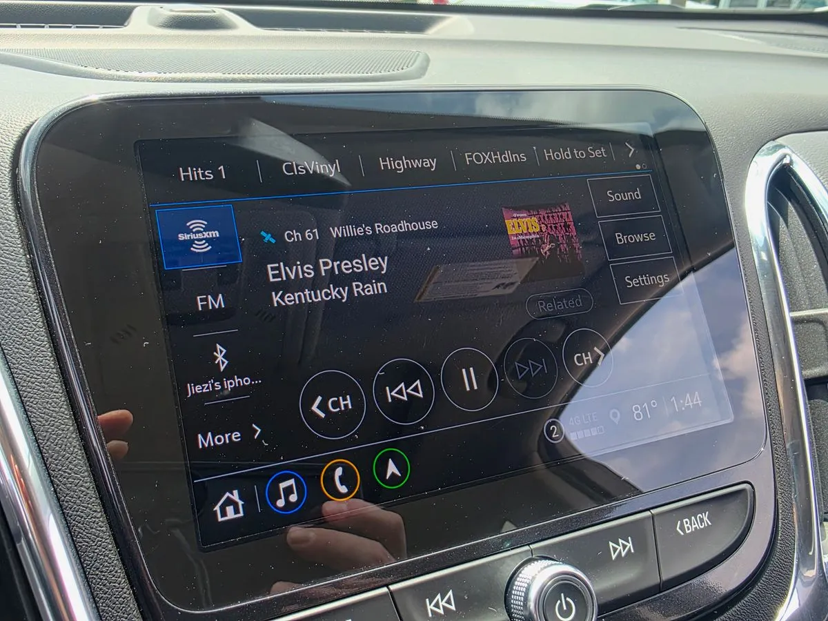 2023 CHEVROLET Equinox - Thumbnail 18