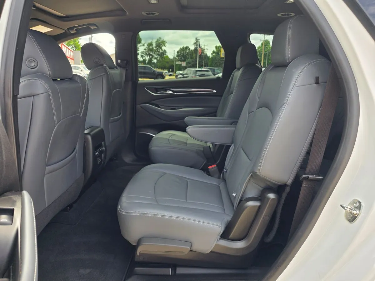 2023 BUICK Enclave - Thumbnail 25