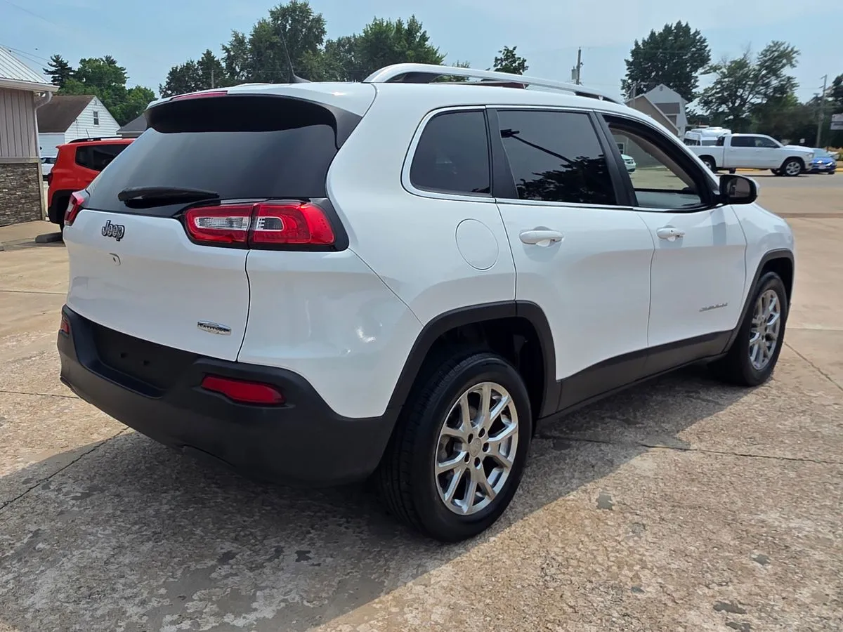 2018 JEEP Cherokee - Thumbnail 21