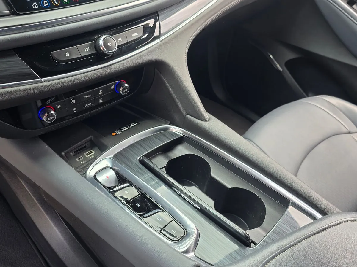 2023 BUICK Enclave - Thumbnail 17