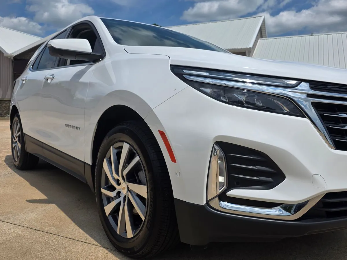 2023 CHEVROLET Equinox - Thumbnail 10