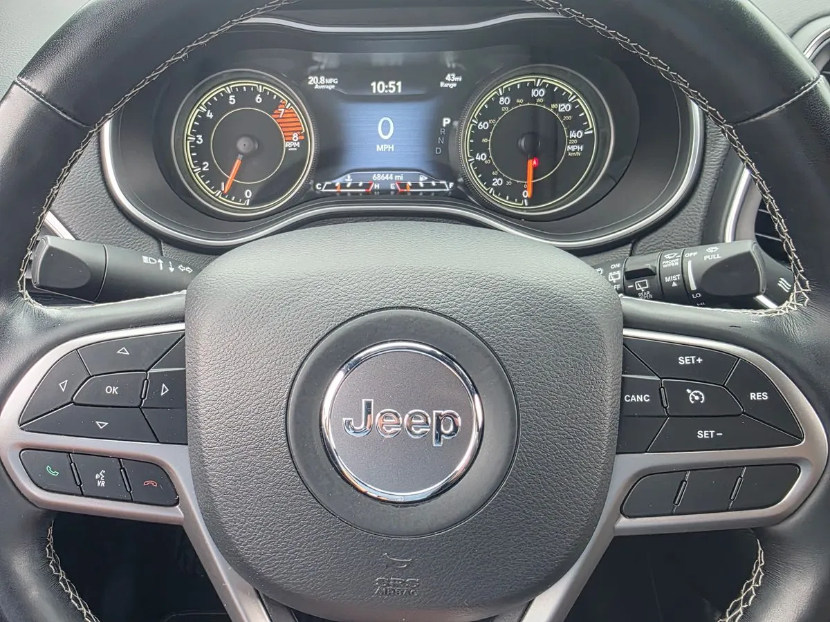 2021 JEEP Cherokee - Thumbnail 12