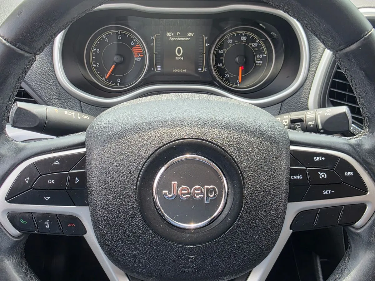 2018 JEEP Cherokee - Thumbnail 9