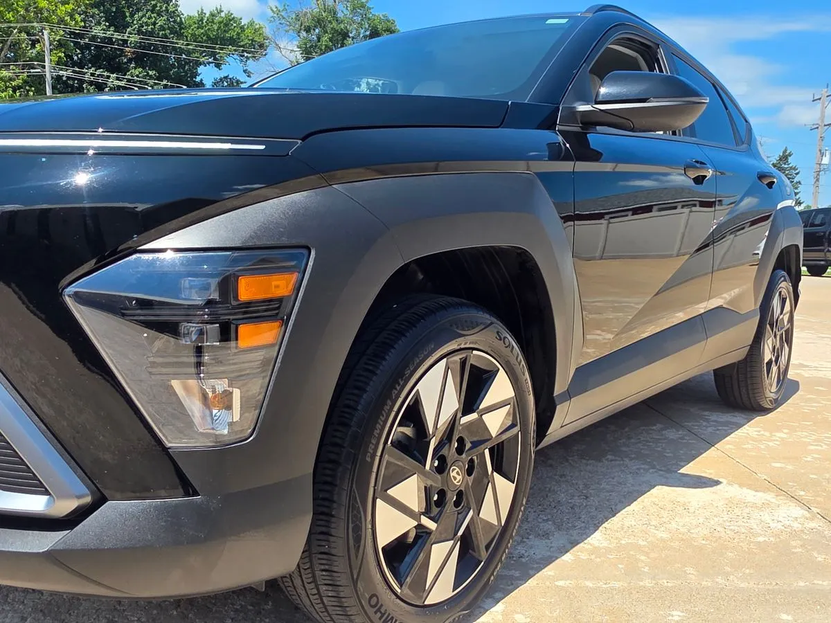 2025 HYUNDAI Kona - Thumbnail 8