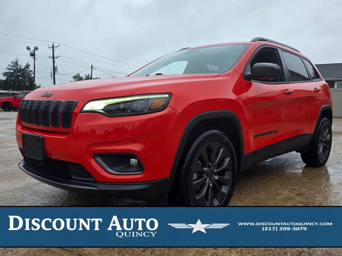 Used 2021 JEEP Cherokee for sale in Quincy IL