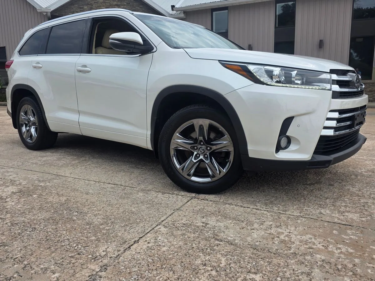 2017 Toyota Highlander Limited Platinum - Photo 4