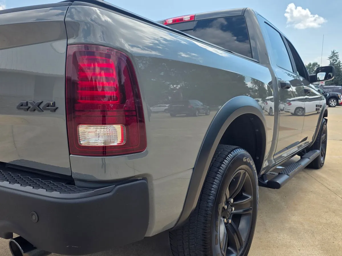 2022 RAM 1500 - Thumbnail 3