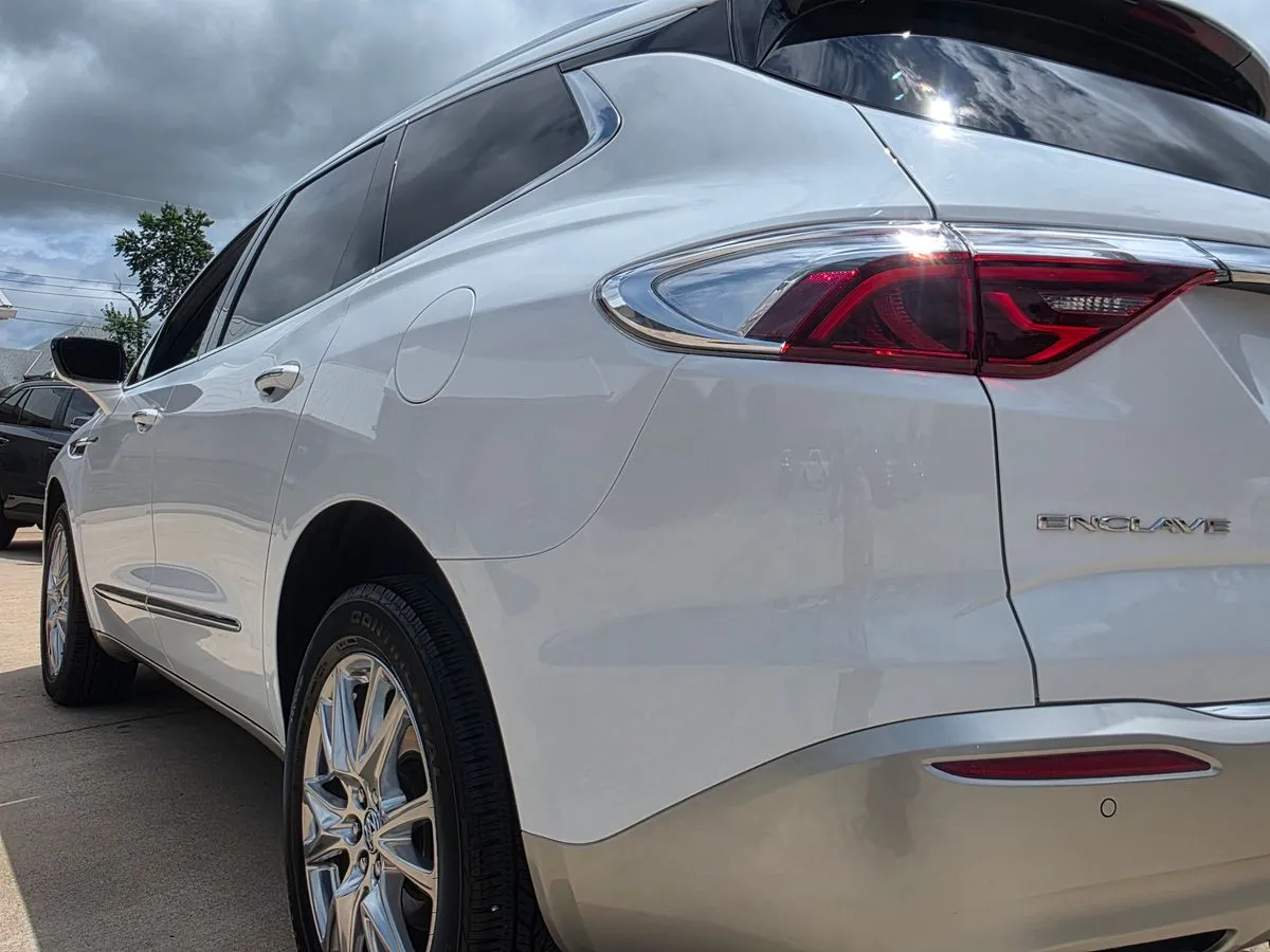 2023 BUICK Enclave - Thumbnail 30