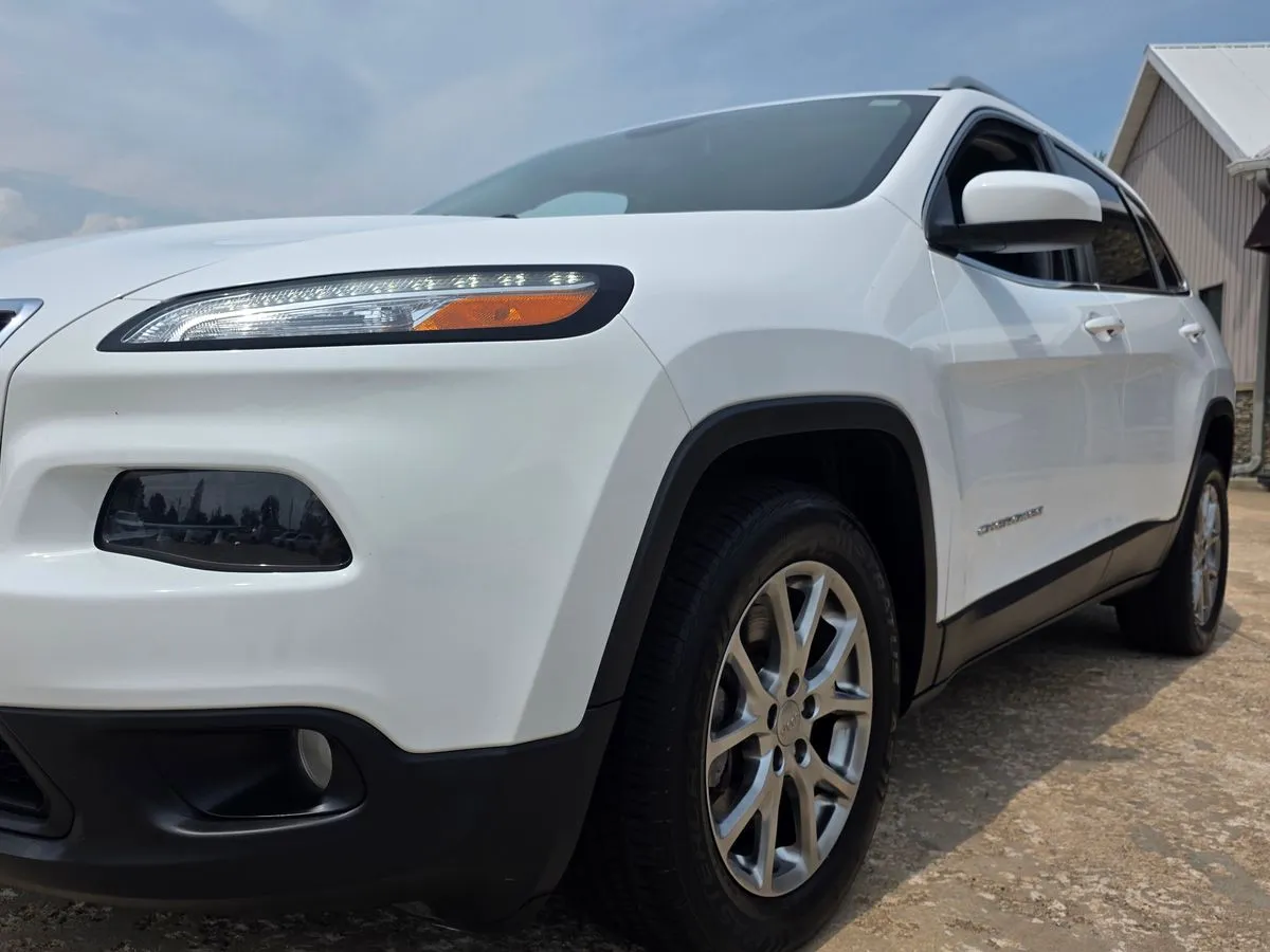 2018 JEEP Cherokee - Thumbnail 28