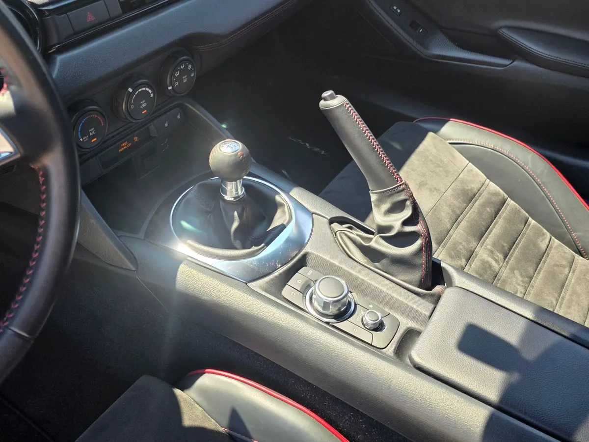 2018 MAZDA MX-5 - Thumbnail 23