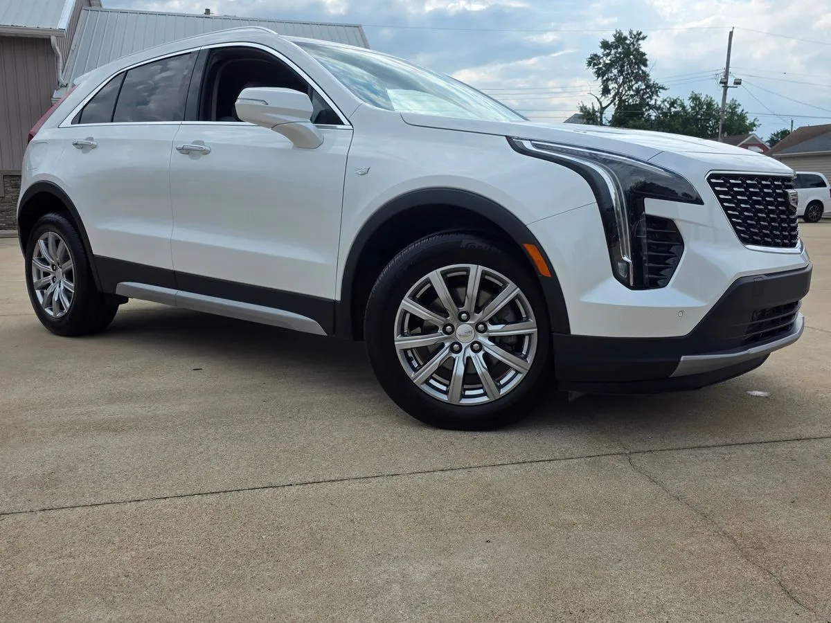 2023 CADILLAC XT4 - Thumbnail 7