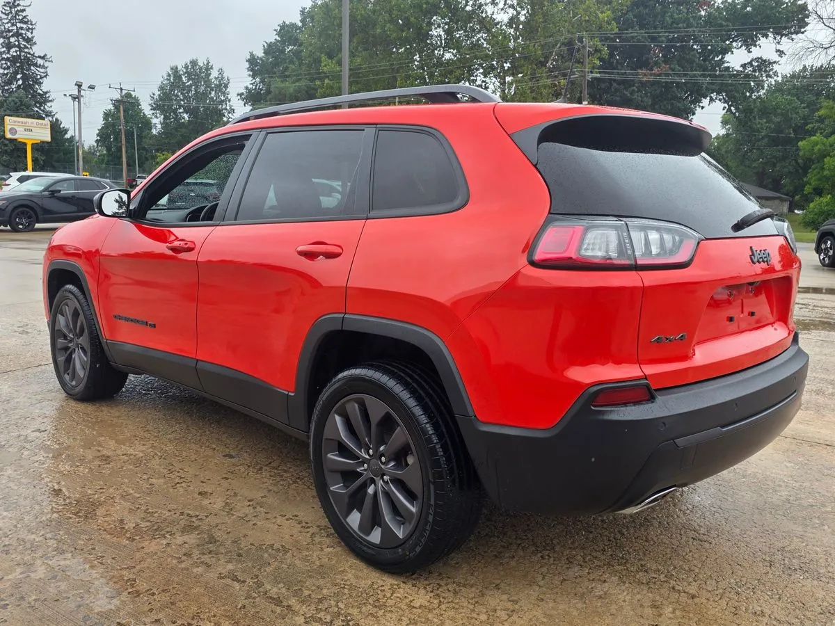 2021 JEEP Cherokee - Thumbnail 19