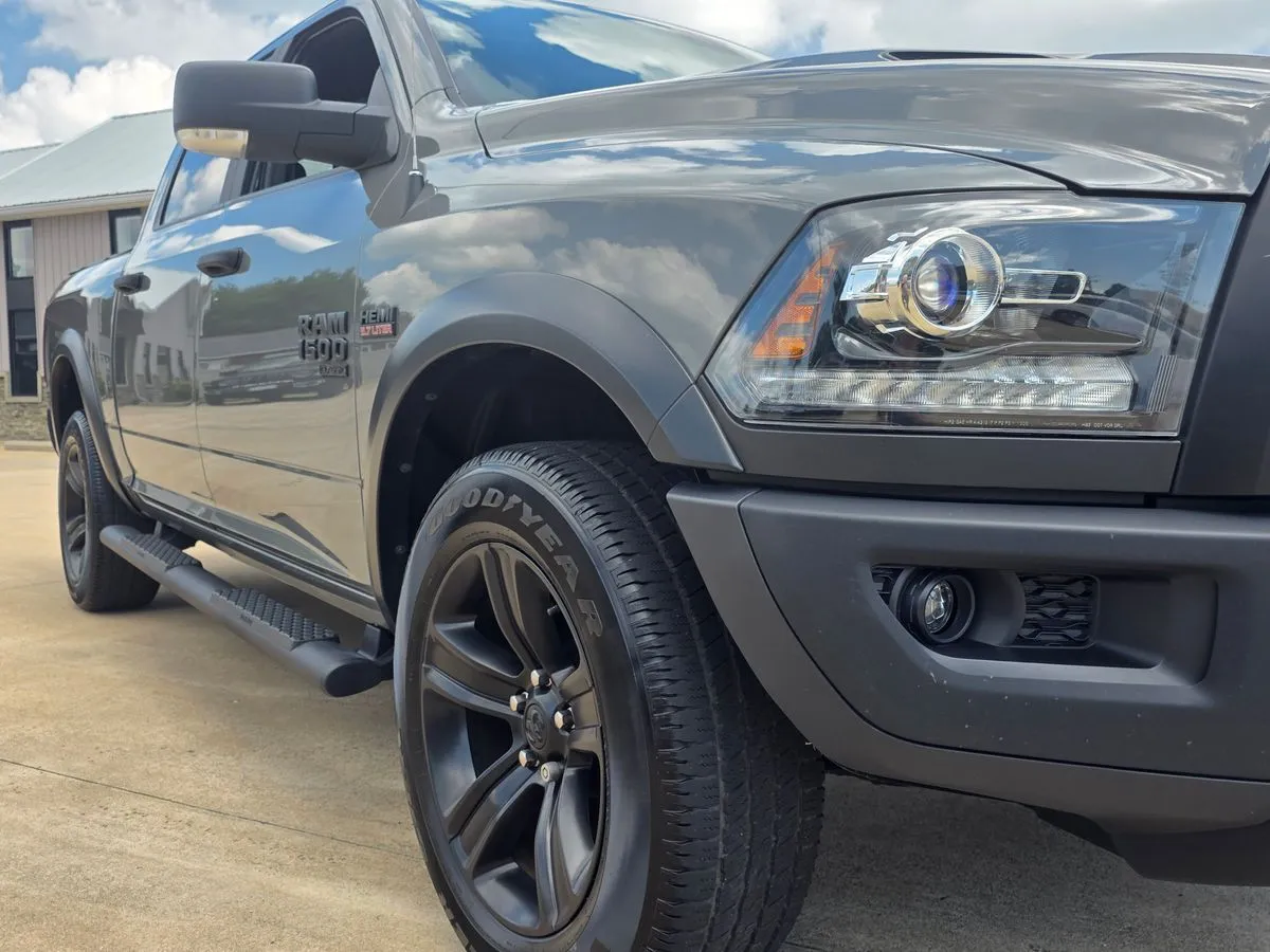 2022 RAM 1500 - Thumbnail 9