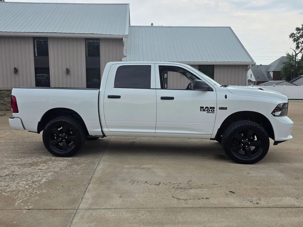 2019 RAM 1500 - Thumbnail 27