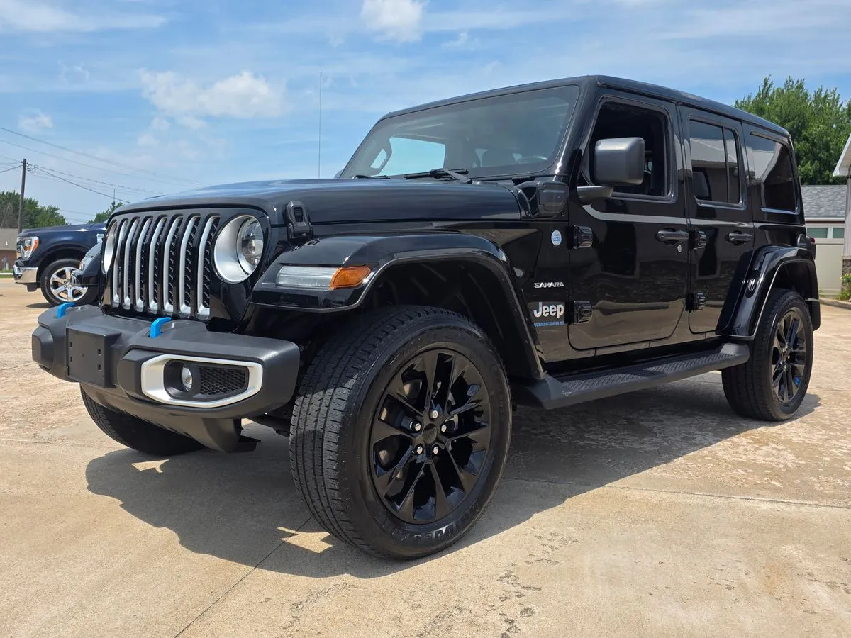 2023 JEEP Wrangler - Thumbnail 14