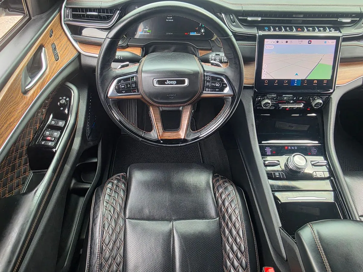 2022 Jeep Grand Cherokee Summit Reserve 4xe - Photo 17