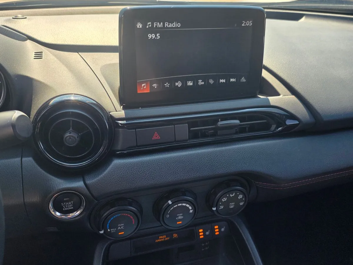 2018 MAZDA MX-5 - Thumbnail 24