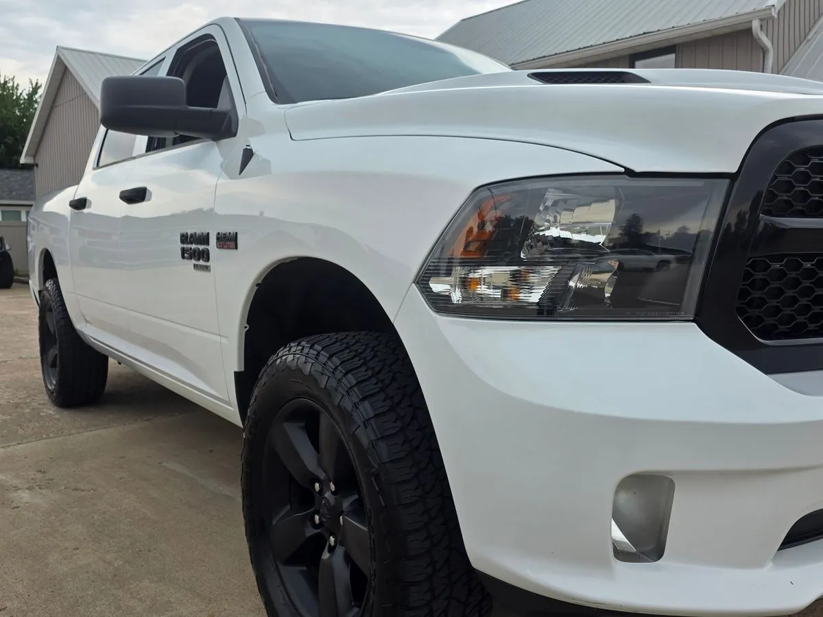 2019 RAM 1500 - Thumbnail 5