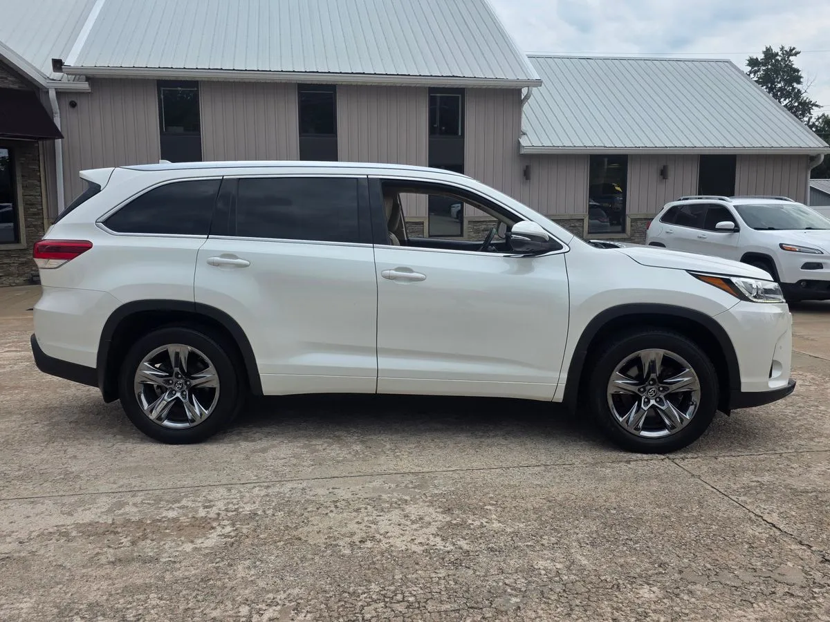 2017 Toyota Highlander Limited Platinum - Photo 31